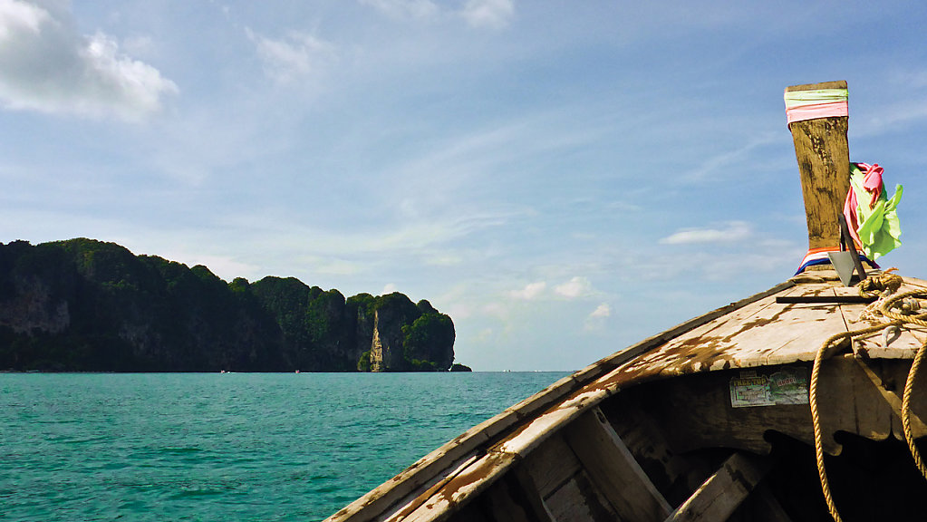 way to railay - only by boat